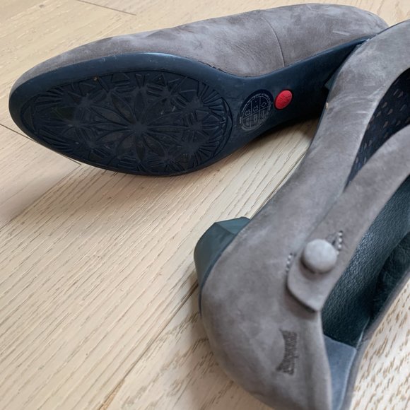 Mint condition Grey camper heels - Picture 4 of 6